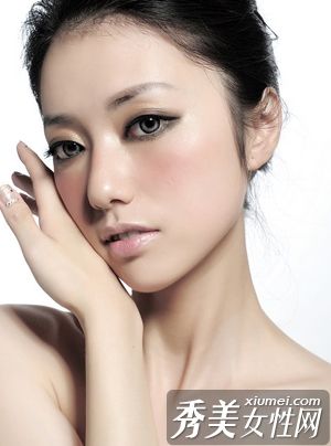 巧用醋美容抗皱祛斑