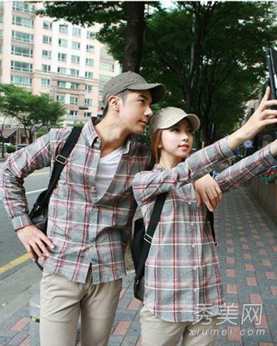 早春时装秀情侣礼服