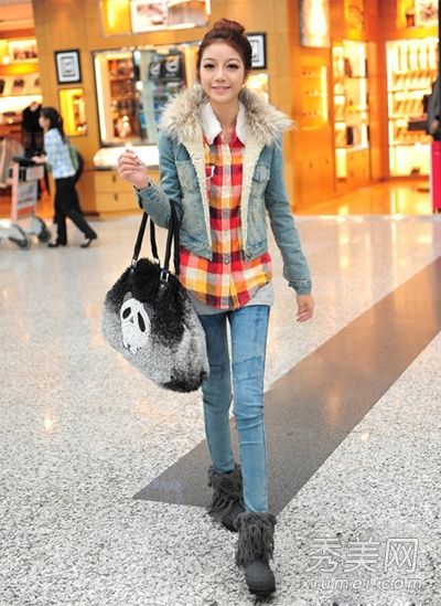 矮个子女孩的着装技巧短外套配高脚鞋