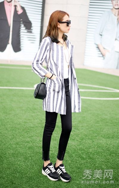 秋季薄外套新推荐的裤子是最实用的