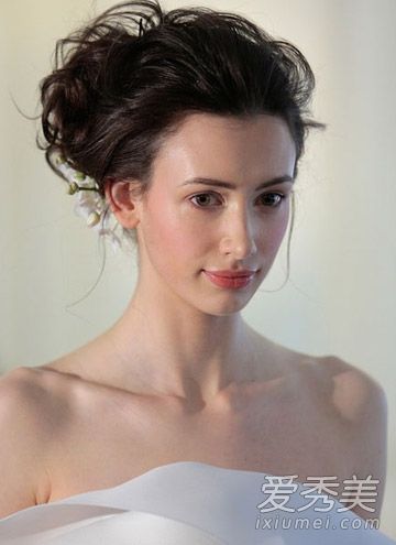 十月婚礼发型设计9新娘发型美丽的梦