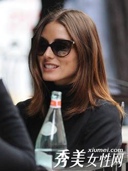 奥利维亚向你展示低调的气质