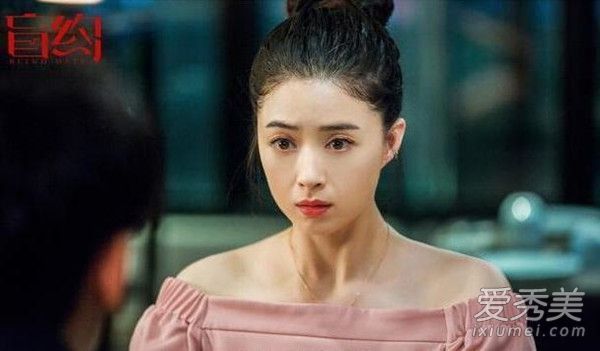 夏天相亲时你用什么牌子的口红?同样的红色数字在蒋欣的夏天