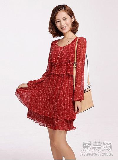 蛋糕裙与紧身连衣裙和微胖女孩的实用搭配