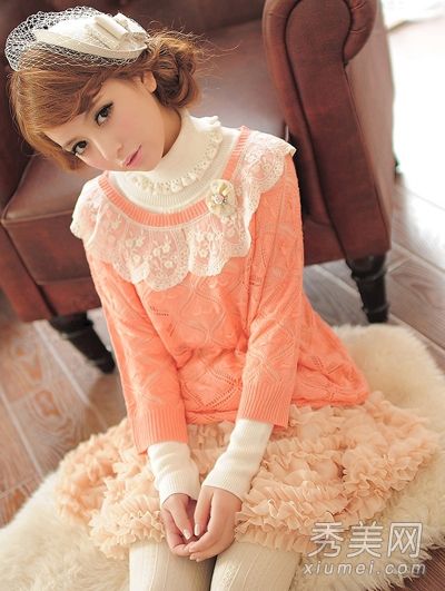 秋冬的暖色与温柔甜美的女性气质相得益彰。