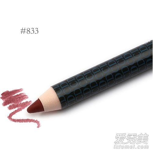 口红笔的名字是什么?你需要画唇线来画口红吗?