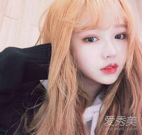 看看白色的化妆品!几个化妆师让你乘6