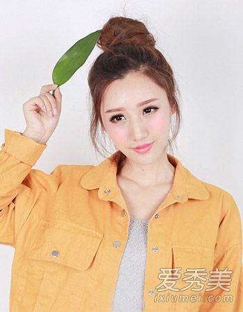 女孩的发型装订方法是推荐看图片和领带一个好的发型。