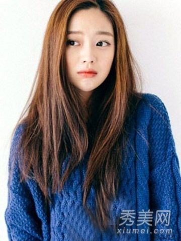 圆脸妹妹适合9根纯直发,打造十足的淑女形象