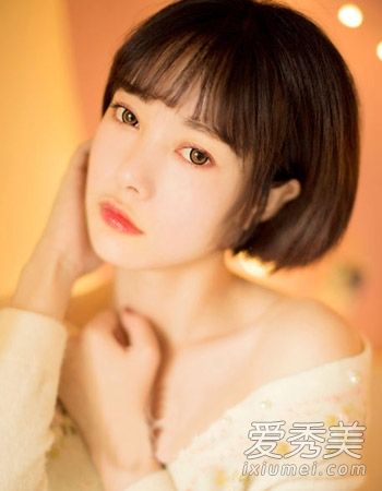 圆脸必须尝试一整年的小清新发型新鲜文艺