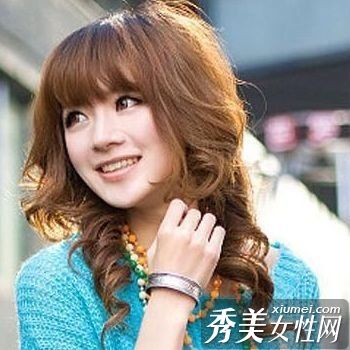 6个早春女孩，发型柔软而纯净