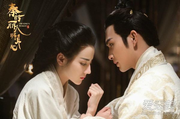 秦诗丽明月欣公孙离口红迪丽热巴公孙离同款是什么品牌