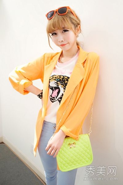 小外套搭配暖春出门时尚保暖