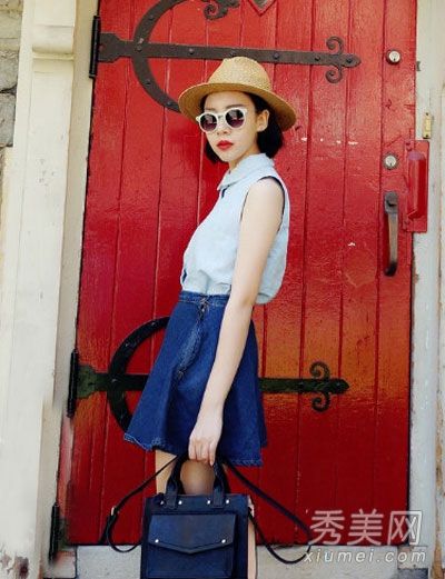 高腰裙，带示范腰线，增加腿部长度