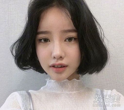 夏天好看的发型有很多方法可以正确开启夏天。