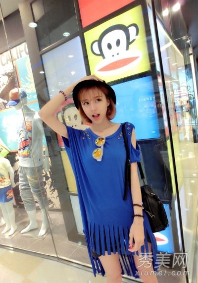 长t恤最通用的光腿穿打底裤都可以