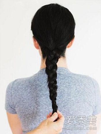 从那以后,辫子不再单调