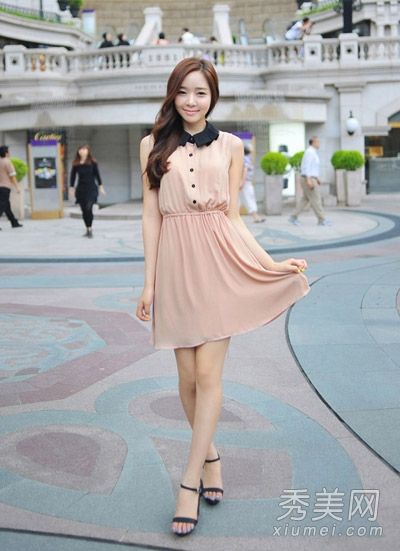 2013年夏天的新雪纺裙子有点女性化的味道。