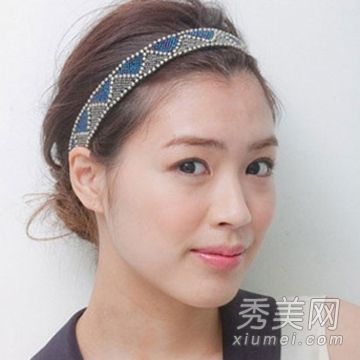 简单的肉丸头发型图形年龄降低和高发型