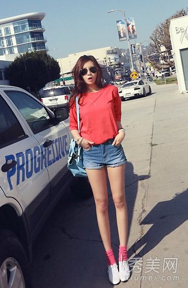 白色百搭单鞋打造清新的文学风格