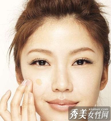 去掉蛋糕面上透明的白色立体裸妆