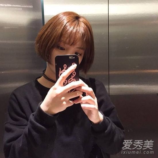 夏天来了!剪短头发,营造清新的“夏天”