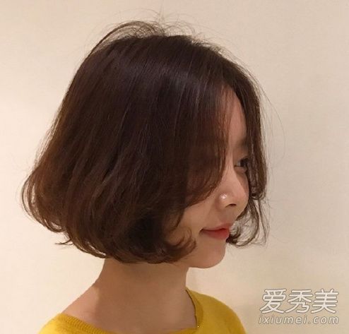 什么样的短发显示最小的脸？短BOB头绝对是首选