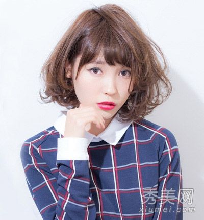 瓜子脸适合什么发型?微卷的头发?时尚程度