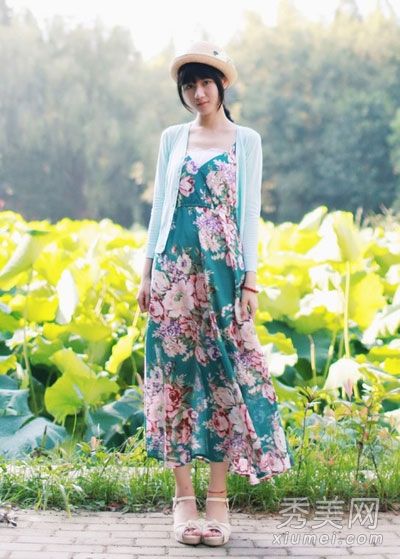 小羊毛衫重新出现在衣柜里，以抵御初秋的昼夜温差。