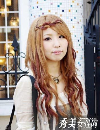 东京街头的八种微卷发