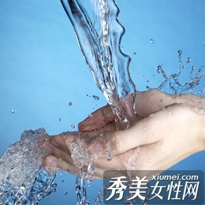 洗脸有八个步骤:更快更彻底地洗脸