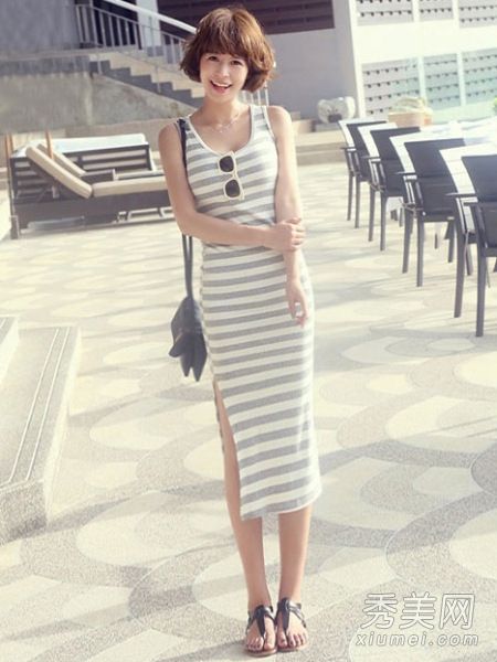 条纹修身连衣裙夏季抢眼时尚偶像