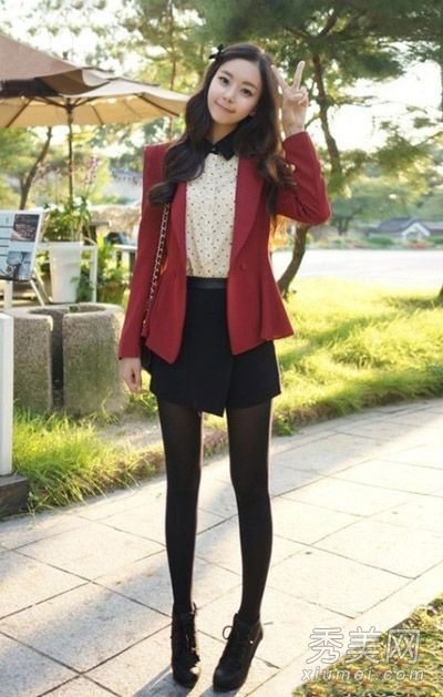 搭配时尚感的西装在深秋演绎优雅风格