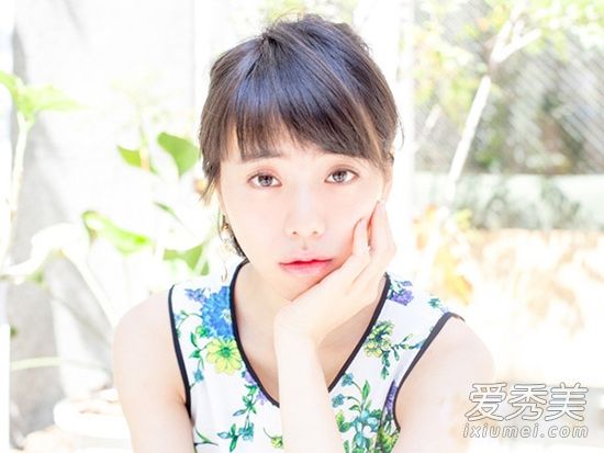 如何打好好看的短发公主发型简单好学