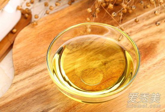 亚麻籽油可以用作面膜吗?亚麻籽油能擦你的脸吗?