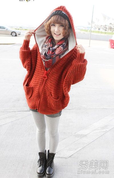 毛衣外套有8种巧妙的穿着方法，不怕温差