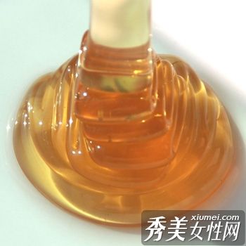 通过自然健康护肤和自然美容来开发桃花肌肉