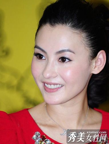 性感迷人的母亲级女演员妆