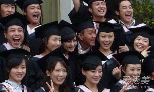 畢業照有什麼樣的發型？中韓明星秀給你看