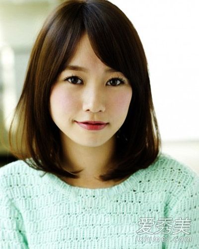 9斜刘海齐肩长发修饰脸部最百搭