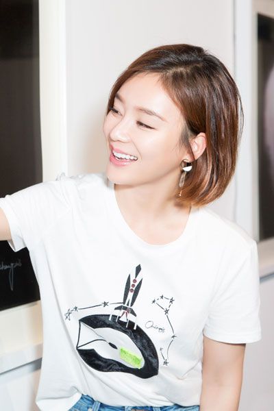 谁剪谁好看!夏日明星的清凉短发和凉爽的夏日酷暑