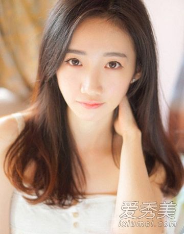 什么圆脸发型最能体现气质9长发可爱又可爱