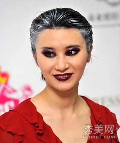 尚雯婕·桂纶镁数着头发颜色吓人的女明星