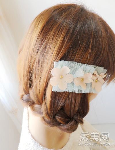 田园风格，韩式风格，发辫盘发，营造温柔气质