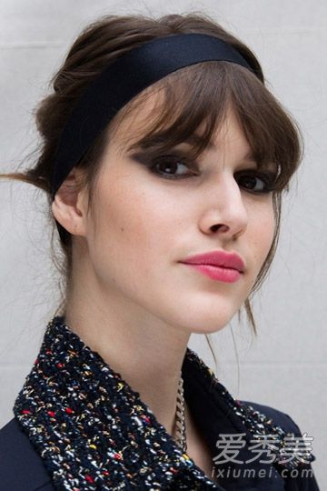 时尚周爆款DIY法国麻花卷发