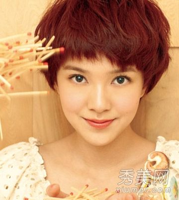 名人发型模特郭采洁扮演可爱的栗子头