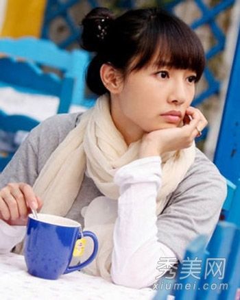 丸红头领路白百合领文艺小清新发型