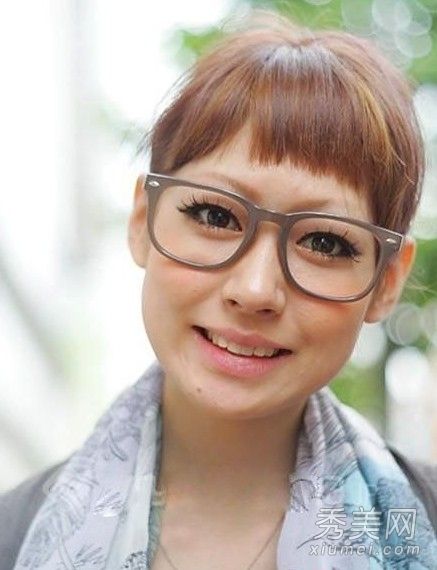 日本妹迷人的眼妆都有迷人的电眼