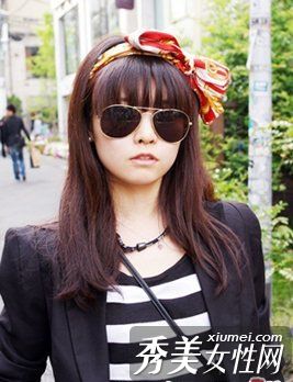 彩色发带+发型完美搭配