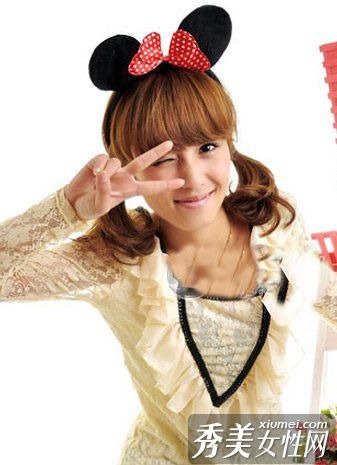 五种迷人的发型让他爱上你